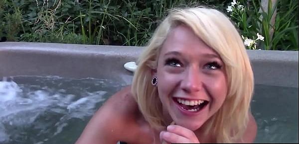  RealGfsExposed – Young Girl Sucks In The Hot Tub